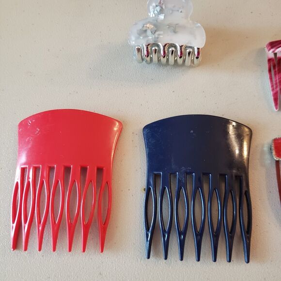 Lot 35 Hair Combs, Clips, Claw, Mixed, 1 Modele Depose, Some France, 1 Otomatic - Picture 6 of 16